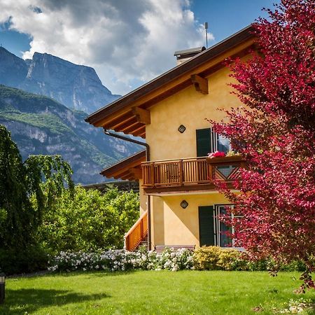 Agritur Val D'Adige Bed & Breakfast Trento Bagian luar foto